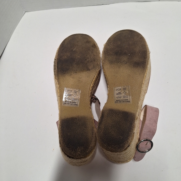 Qupid Women's Sandals in Cream and Brown - Picture 8 of 8